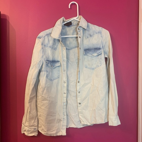 Jean jacket - Picture 1 of 1